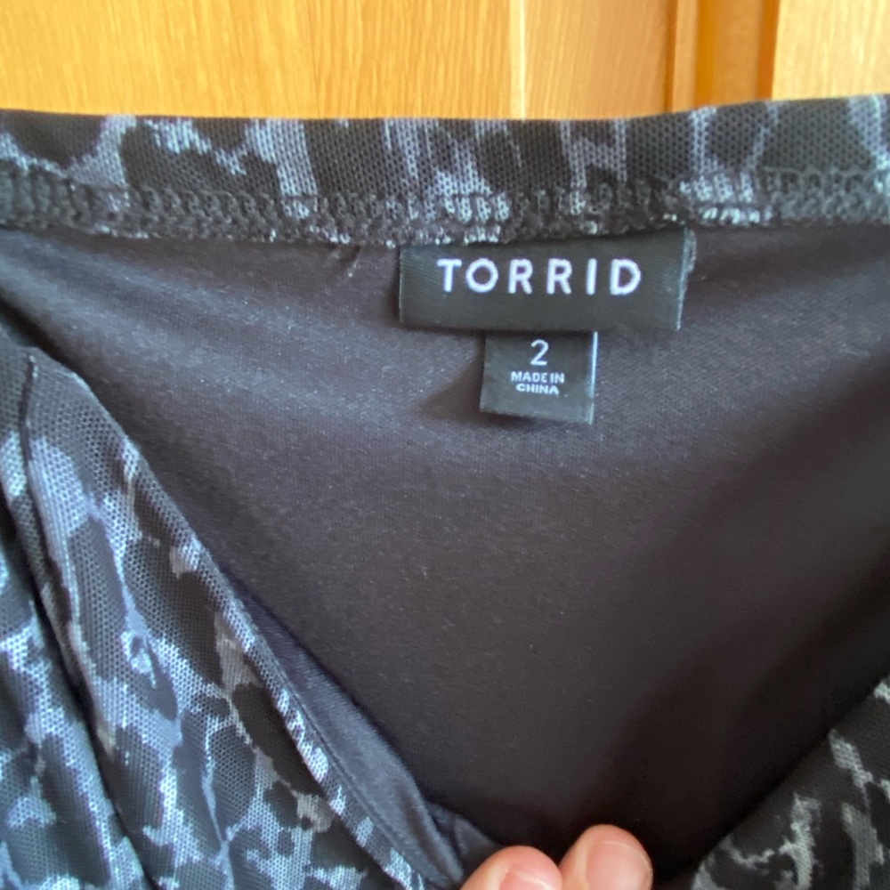 Torrid Leopard Mesh Midi Dress 2 Dark Grey - Picture 5 of 5